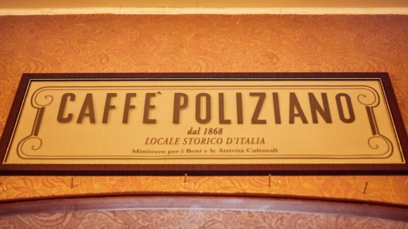 Caffetteria del Caffè Poliziano: Tradizione e Gusto nel Cuore di Montepulciano